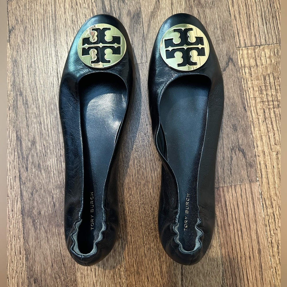 Tory Burch Reva Ballet Flats Black Leather Gold Logo – Size 10.5